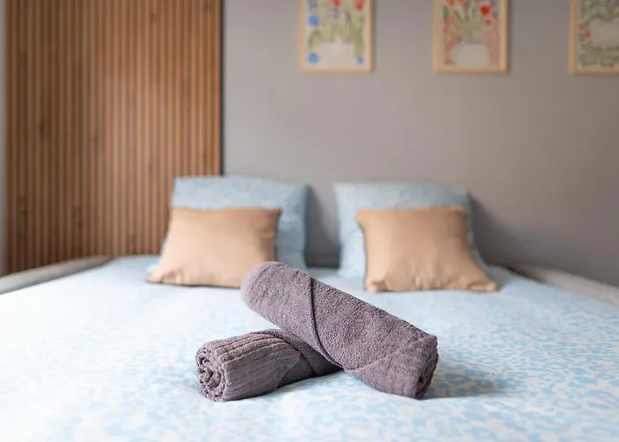 Raymond Iv - élégance Et Confort Appartement *